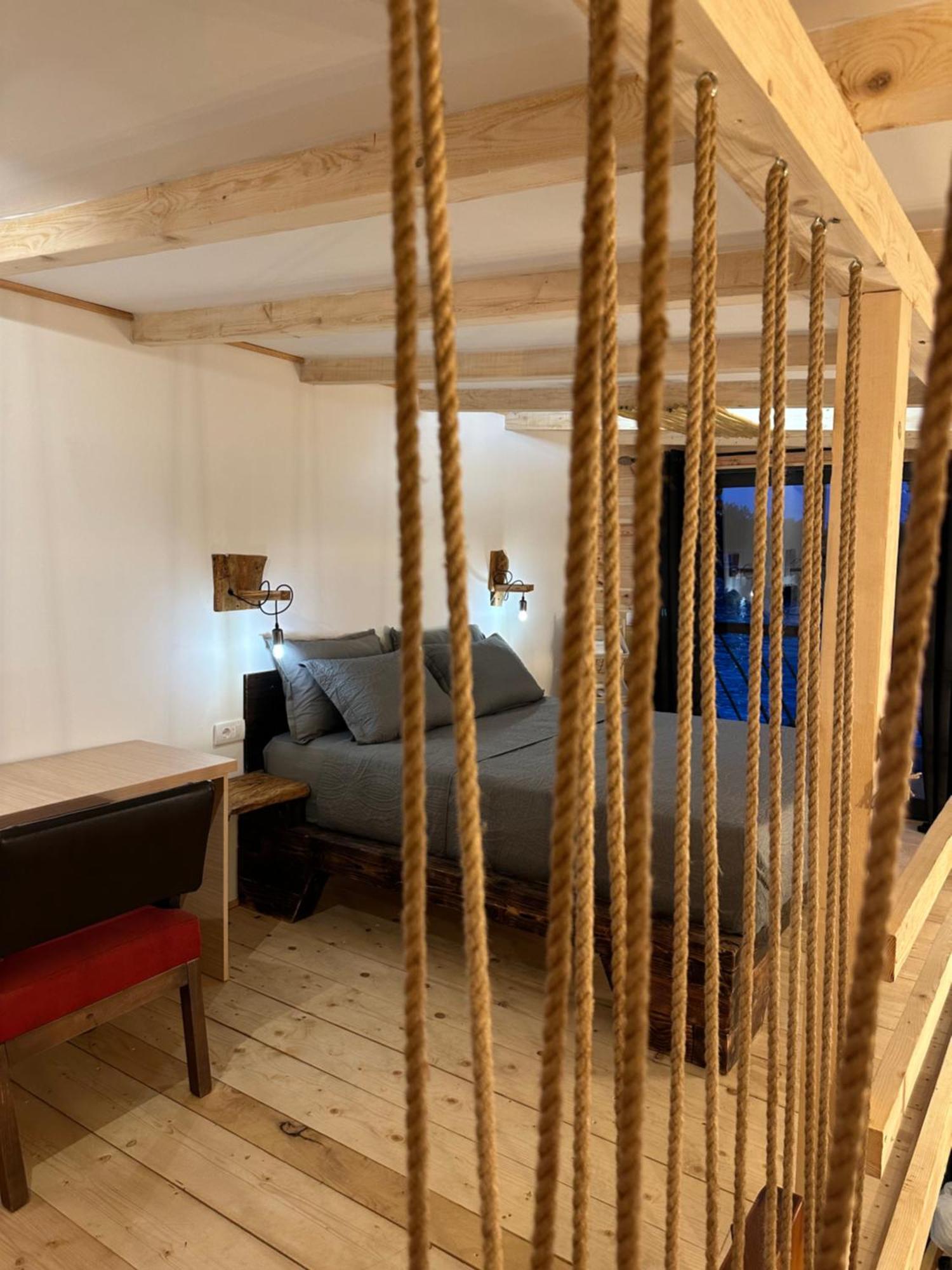 Meris Ulcinj Eksteriør billede